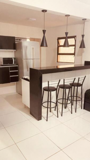 Apartamento 150 metros da praia da enseada